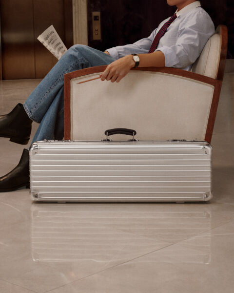 Hunter hornof Rimowa Violin Case AI